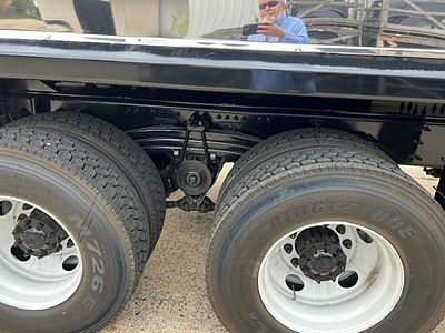 2026 Volvo VHD64F300