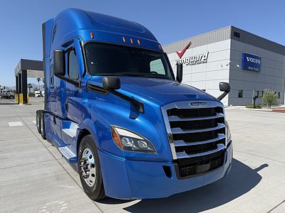2022 Freightliner CASCADIA 126