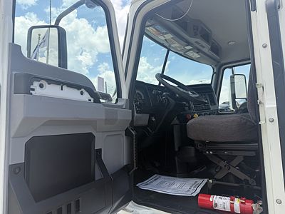 2020 Mack ANTHEM 64T
