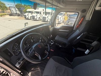 2022 Kenworth T680