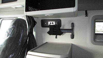 2026 Volvo VNL64T860