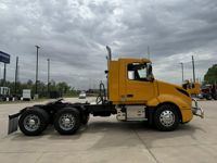 2021 Volvo VNL62T300