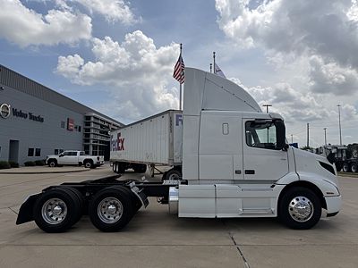 2019 Volvo VNR64T400