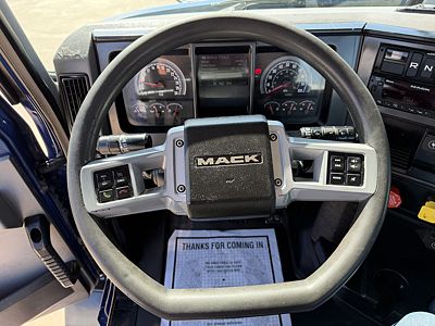 2022 Mack ANTHEM 64T