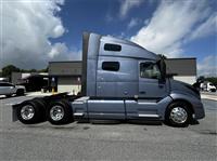 2021 Volvo VNL64T760