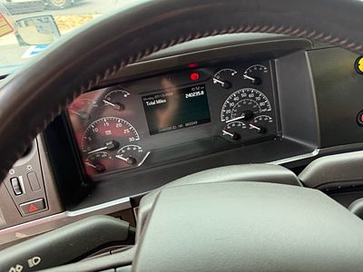 2024 Volvo VNL64T760