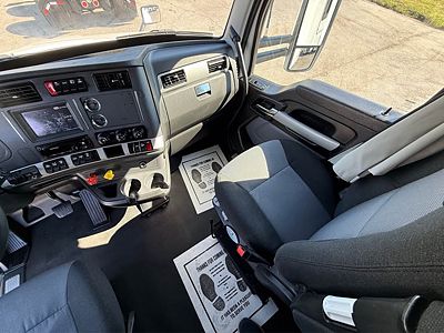2023 Kenworth T680