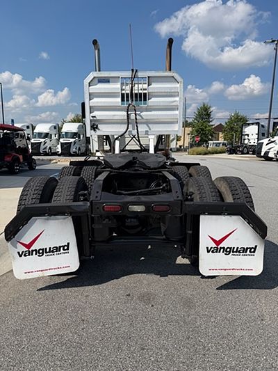 2018 Volvo VHD
