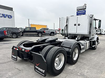 2020 Volvo VNR64T300