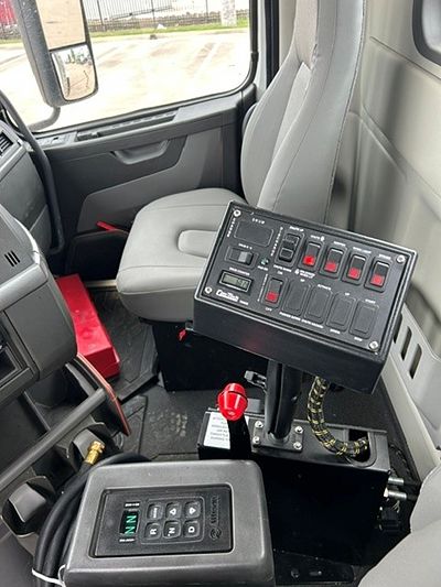 2026 Volvo VHD64B300