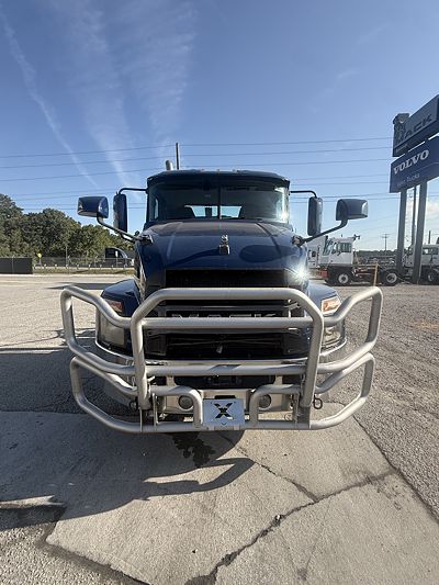 2022 Mack ANTHEM 64T