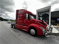 2023 Volvo VNL64T760