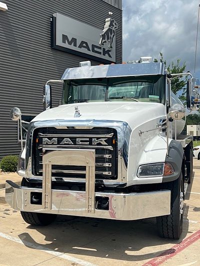 2026 Mack GRANITE 64B