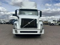 2015 Volvo VNL42T300