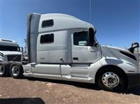 2019 Volvo VNL64T860