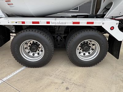 2026 Mack GRANITE 64FR