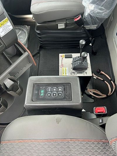 2026 Volvo VHD64B300
