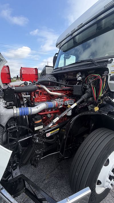 2020 Volvo VNL64T760