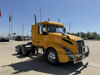 2021 Volvo VNL62T300