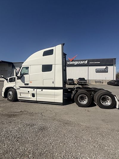 2026 Mack PIONEER 64T