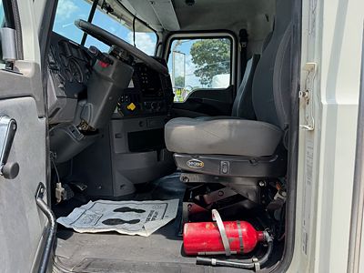 2016 Mack GU713