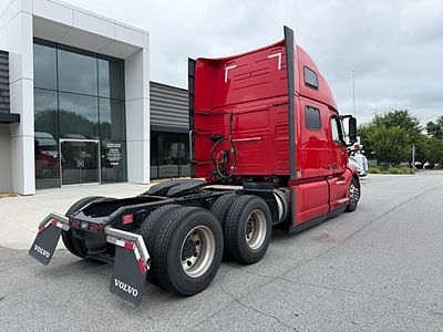 2024 Volvo VNL64T860