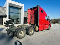 2015 Volvo VNL64T670