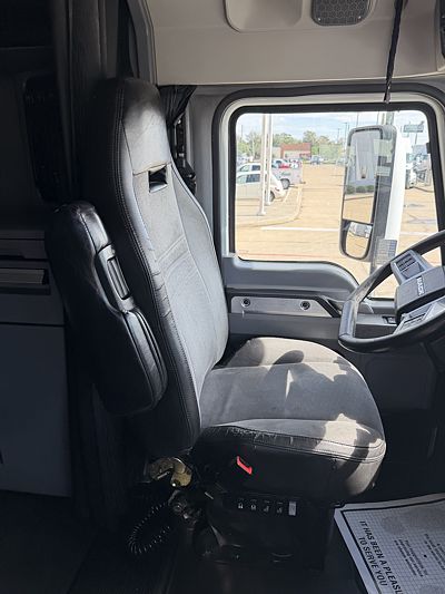 2022 Mack ANTHEM 64T