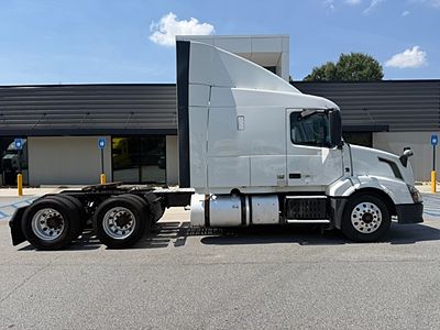 2015 Volvo VNL64T630