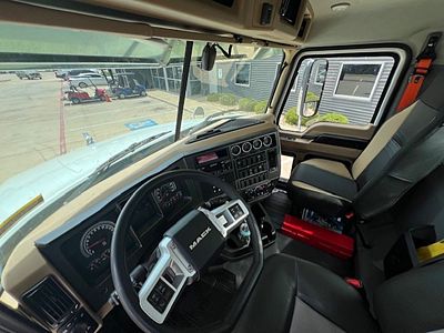 2026 Mack GRANITE 64B