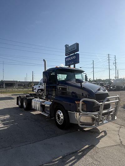 2022 Mack ANTHEM 64T