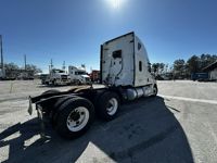 2019 Freightliner CASCADIA 126