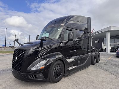 2026 Volvo VNL64T840