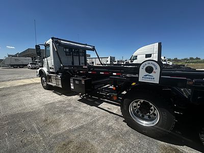 2026 Volvo VHD64B300