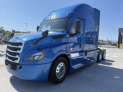 2022 Freightliner CASCADIA 126