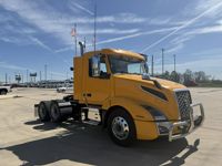2021 Volvo VNL62T300
