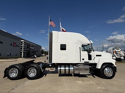 2022 Mack PIN64T