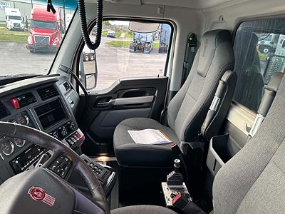 2026 Kenworth T880