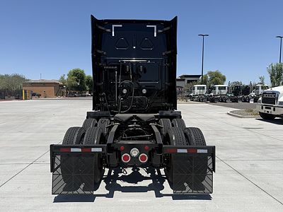 2022 Freightliner CASCADIA 126