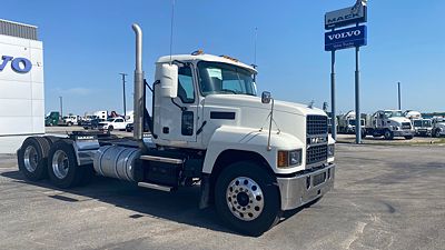 2026 Mack PINNACLE 64T