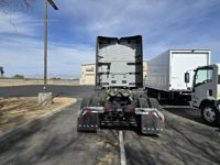 2026 Volvo VNL64T860