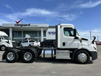 2019 Freightliner CASCADIA 113 EVOLUTION