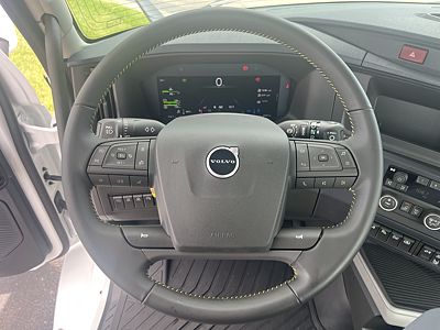 2027 Volvo VNR64T300