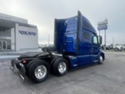 2022 Volvo VNL64T760