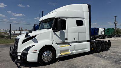 2023 Volvo VNL64T740