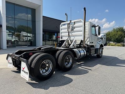 2018 Volvo VHD