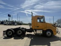 2021 Volvo VNL62T300