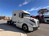 2019 Volvo VNL64T740