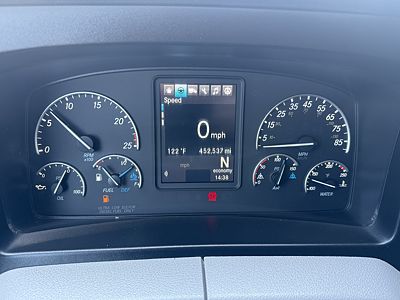 2022 Freightliner CASCADIA 126