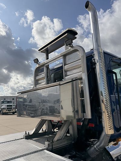 2021 Mack GRANITE 64BT